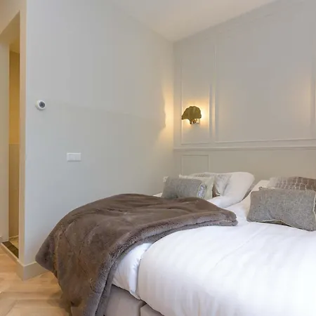 With Single Beds And Balcony Värdshus Haag